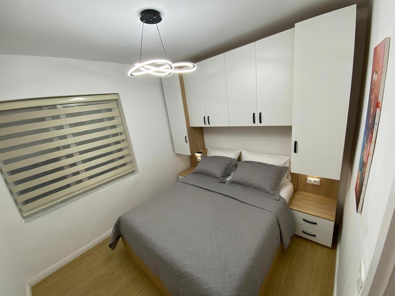 Tirana Apartment Exterior photo
